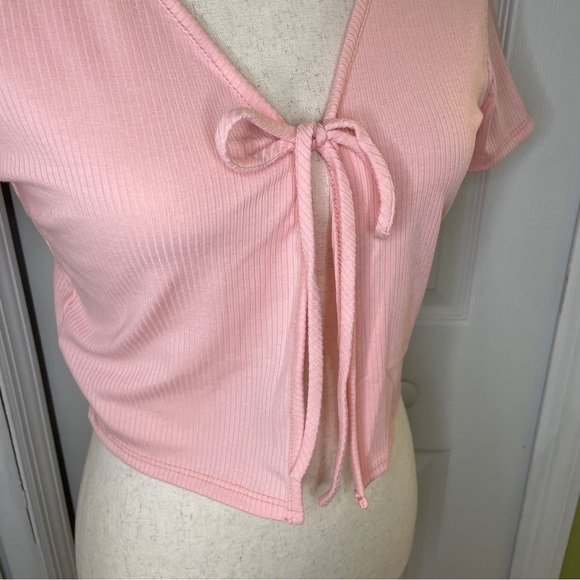 Fashion Nova “Keep them tied” top - Picture 4 of 7